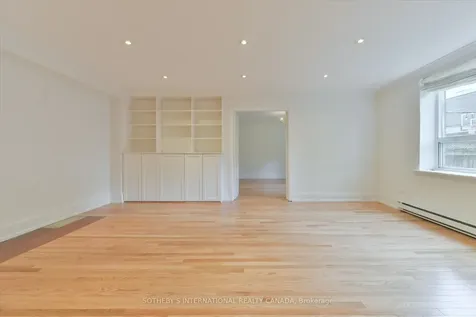 100 Oriole Parkway Toronto ON M5P 2G8