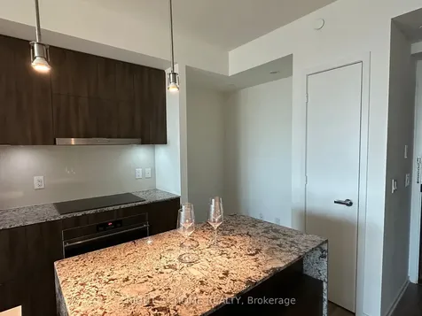 1 Bloor Street E Toronto ON M4W 0A8