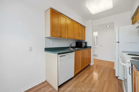35 Finch Avenue E Toronto ON M2N 6Z8
