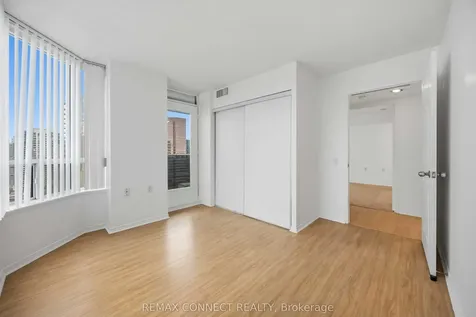35 Finch Avenue E Toronto ON M2N 6Z8