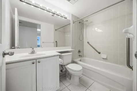 35 Finch Avenue E Toronto ON M2N 6Z8