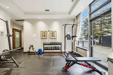35 Finch Avenue E Toronto ON M2N 6Z8