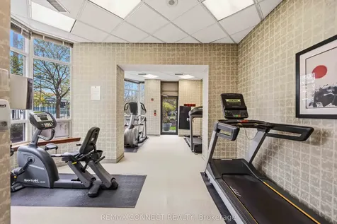 35 Finch Avenue E Toronto ON M2N 6Z8