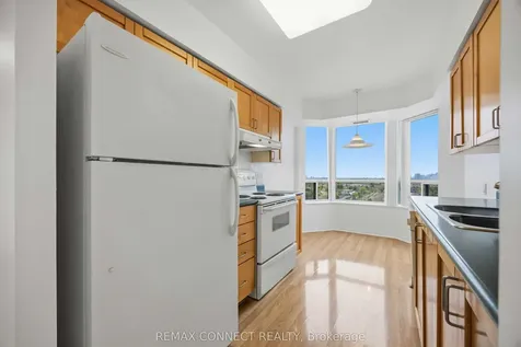 35 Finch Avenue E Toronto ON M2N 6Z8