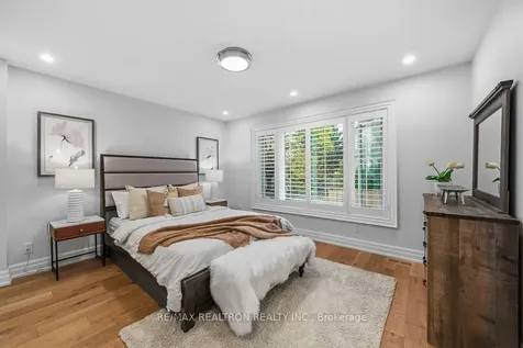 98 Poyntz Avenue Toronto ON M2N 1J2