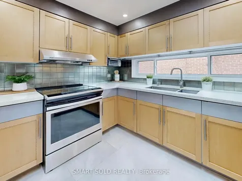 48 Patina Drive Toronto ON M2H 1R1