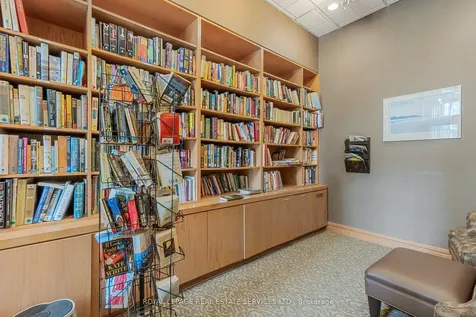 11 Thorncliffe Park Drive Toronto ON M4H 1P3