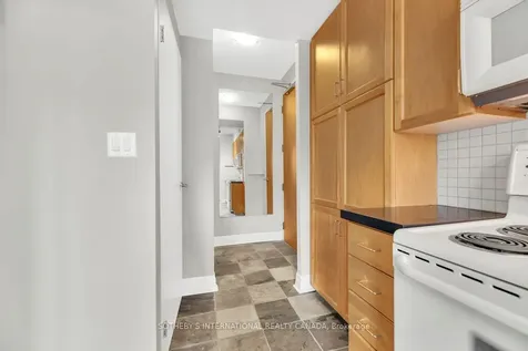 70 Alexander Street Toronto ON M4Y 3B6