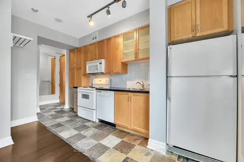 70 Alexander Street Toronto ON M4Y 3B6