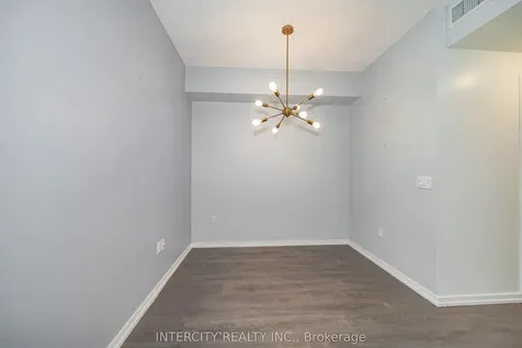 3237 Bayview Avenue Toronto ON M2K 2J7
