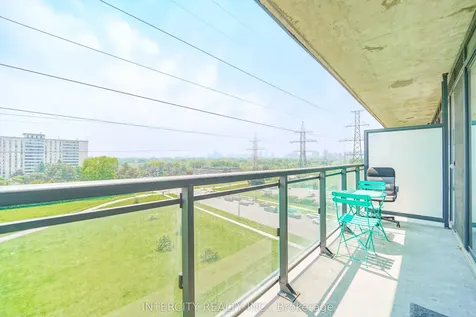 3237 Bayview Avenue Toronto ON M2K 2J7