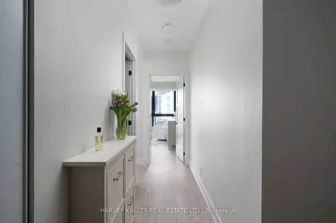 11 Lillian Street Toronto ON M4S 0C3