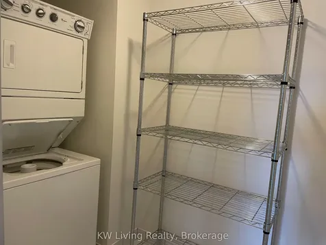 736 Spadina Avenue Toronto ON M5S 2J6
