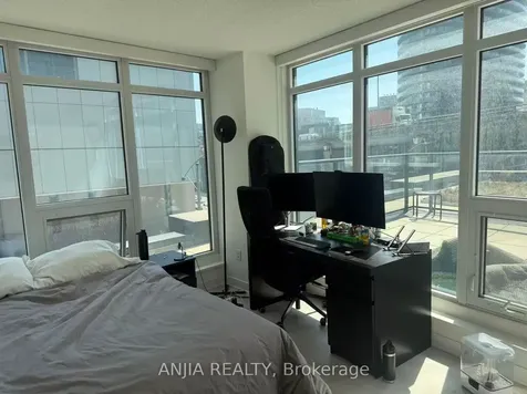 70 Queens Wharf Road Toronto ON M5V 0J2