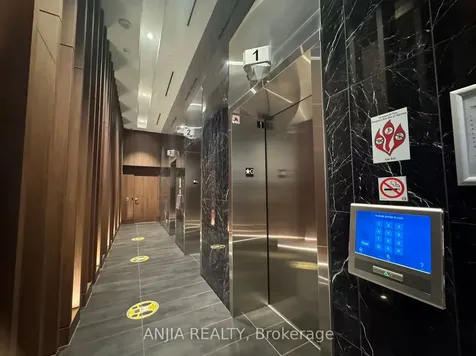 70 Queens Wharf Road Toronto ON M5V 0J2