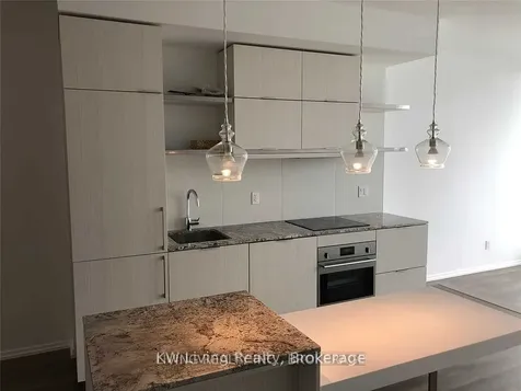 197 Yonge Street Toronto ON M5B 1M4