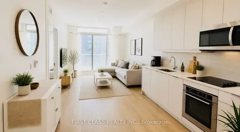 32 Forest Manor Road Toronto ON M2J 1M1