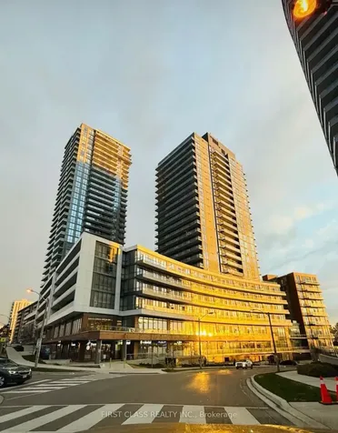32 Forest Manor Road Toronto ON M2J 1M1