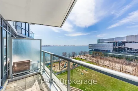 15 Merchants' Wharf N/a Toronto ON M5A 0N8