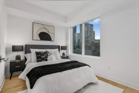 252 Church Street Toronto ON M5B 0E6