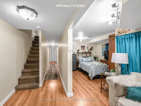 284 Grace Street Toronto ON M6G 3A6