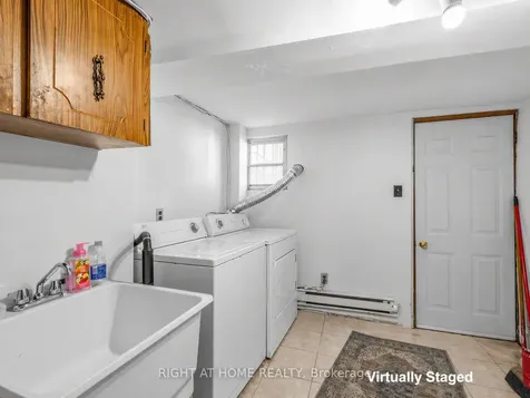 284 Grace Street Toronto ON M6G 3A6