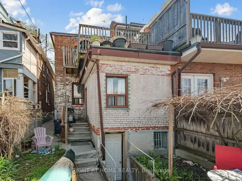 284 Grace Street Toronto ON M6G 3A6
