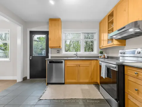 23 Ballymena Court Toronto ON M3C 2B8