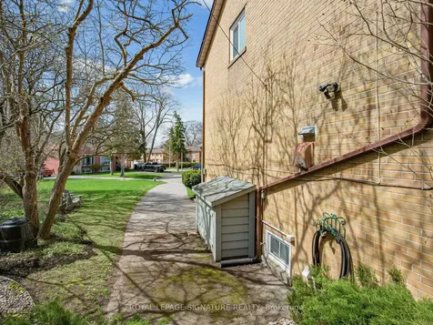 23 Ballymena Court Toronto ON M3C 2B8