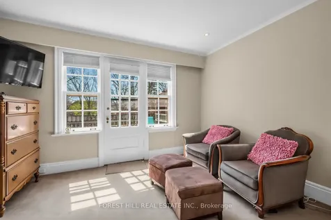 339 Cortleigh Boulevard Toronto ON M5N 1R2