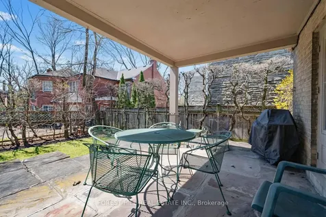 339 Cortleigh Boulevard Toronto ON M5N 1R2