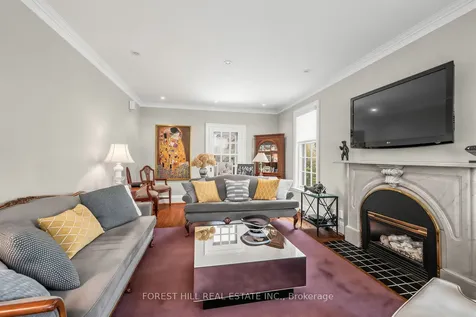 339 Cortleigh Boulevard Toronto ON M5N 1R2