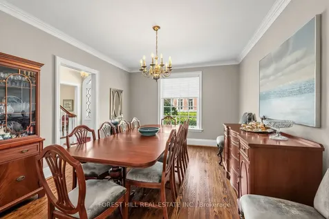 339 Cortleigh Boulevard Toronto ON M5N 1R2