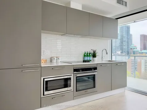 3 Gloucester Street Toronto ON M4Y 0C6