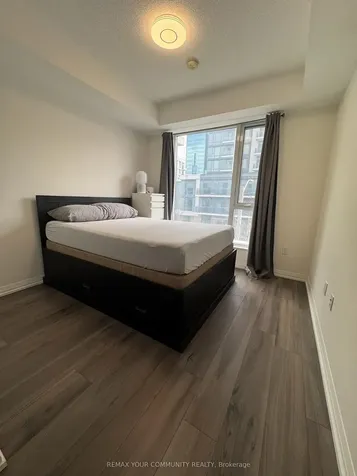 50 Ann O'reilly Road Toronto ON M5J 0C9