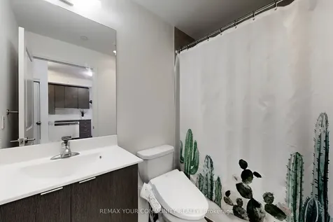 50 Ann O'reilly Road Toronto ON M5J 0C9