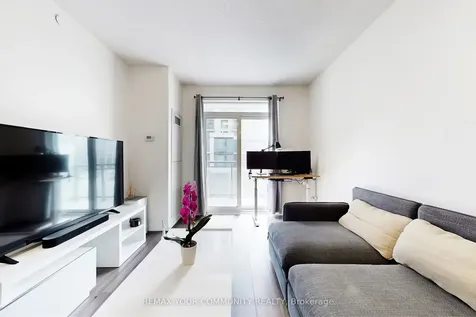 50 Ann O'reilly Road Toronto ON M5J 0C9