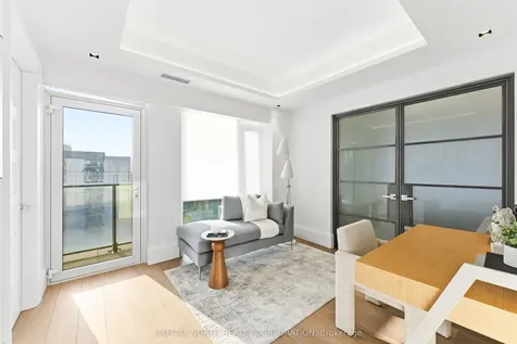 330 Richmond Street W Toronto ON M5V 0M4