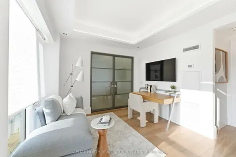 330 Richmond Street W Toronto ON M5V 0M4