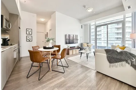 38 Forest Manor Road Toronto ON M2J 0H4