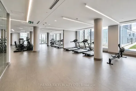 38 Forest Manor Road Toronto ON M2J 0H4