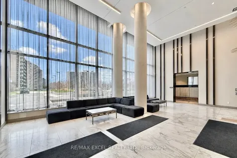 38 Forest Manor Road Toronto ON M2J 0H4