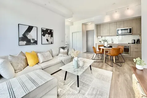 38 Forest Manor Road Toronto ON M2J 0H4