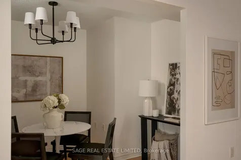 3830 Bathurst Street Toronto ON M3H 6C5