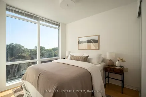 3830 Bathurst Street Toronto ON M3H 6C5