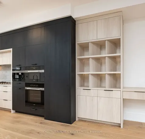 232 Snowdon Avenue Toronto ON M4N 2B3