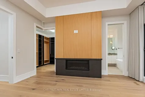 232 Snowdon Avenue Toronto ON M4N 2B3