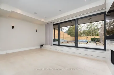 232 Snowdon Avenue Toronto ON M4N 2B3