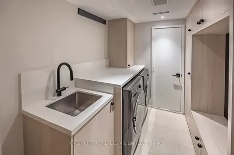 232 Snowdon Avenue Toronto ON M4N 2B3