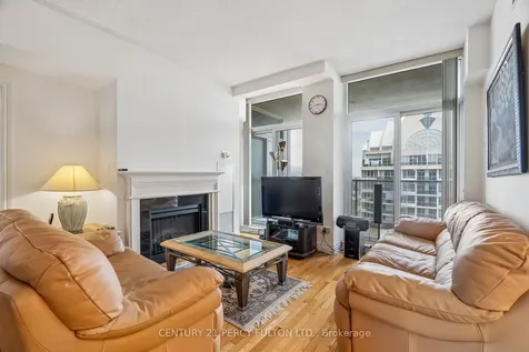 1 Rean Drive Toronto ON M2K 3C1
